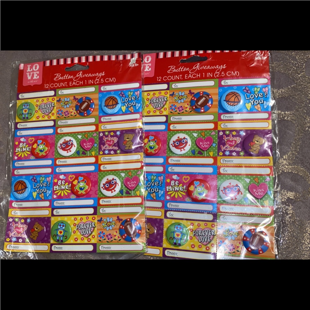 Button Giveaways - Picture 3 of 6